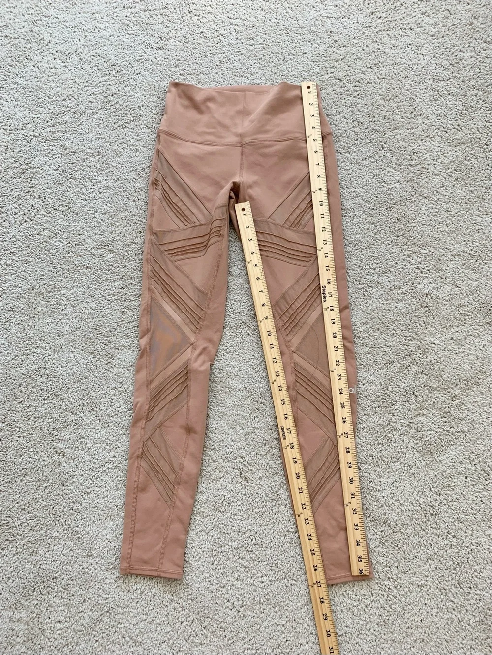 Alo Beige Skin Tone Athletic Yoga Ultimate High Waist Leggings US Medium
